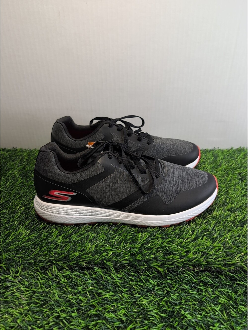 Skechers GO GOLF Ultra Flight Womens Size 10 Performance Comfort Golf Footwear